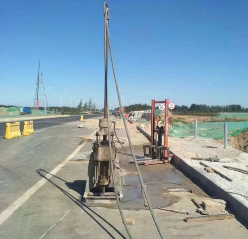循化公路高聚物注浆加固